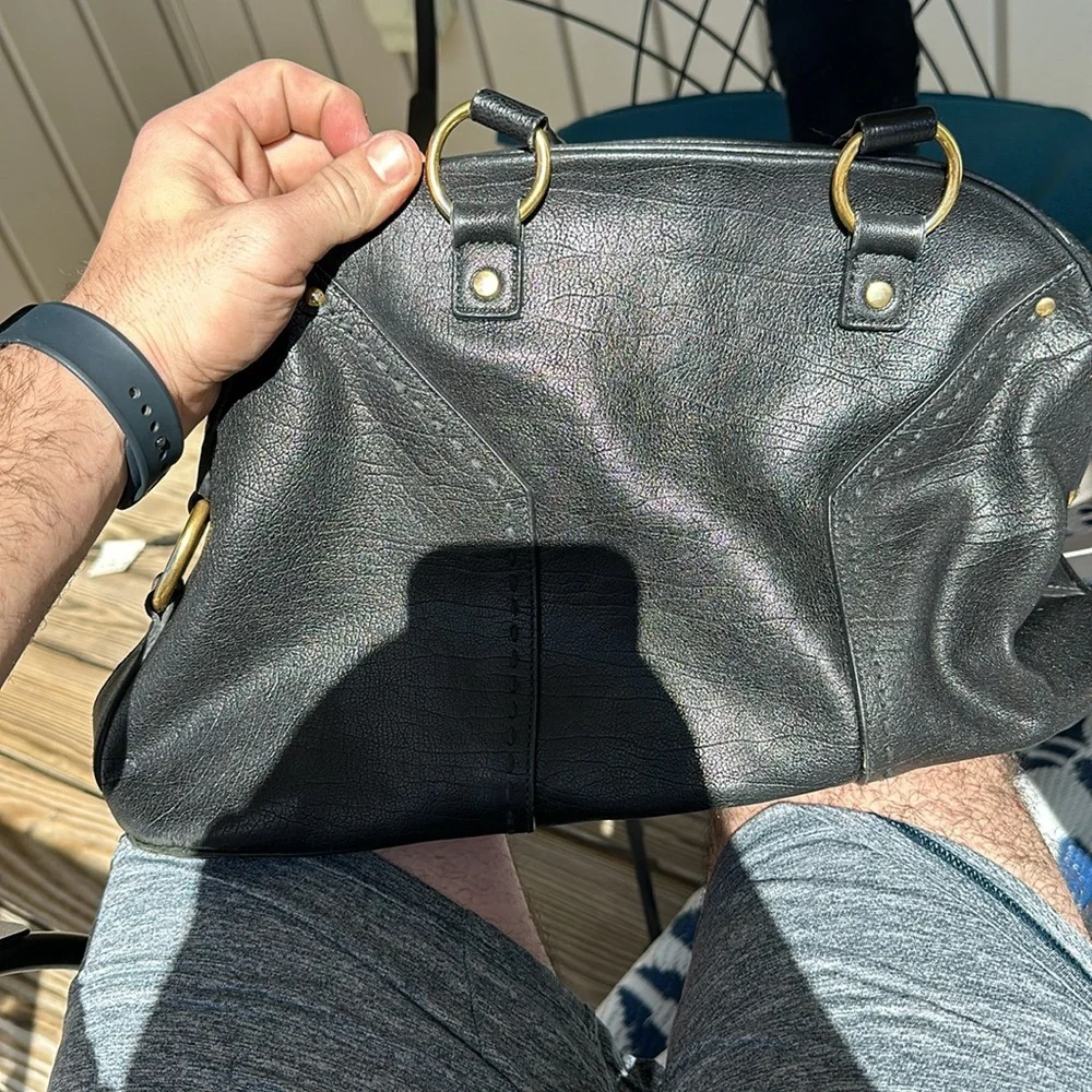 Black leather Yves Saint Laurent purse excellent condition - Picture 6 of 12